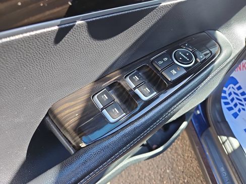 Used 2020 Kia Sorento FWD V6 image 11
