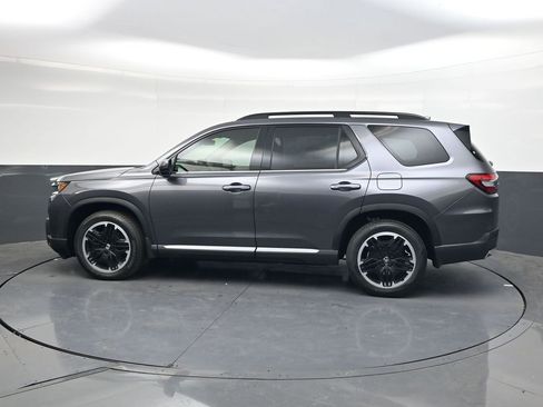 New 2026 Honda Pilot Touring image 7