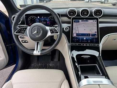 Used 2024 Mercedes-Benz GLC 300 4MATIC image 13