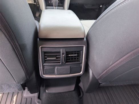 Used 2019 Subaru Forester Premium w/ All-Weather Package AWD/4WD image 18