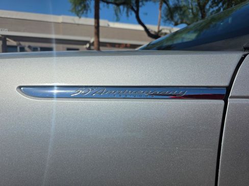 Used 2005 Ford Thunderbird RWD image 4