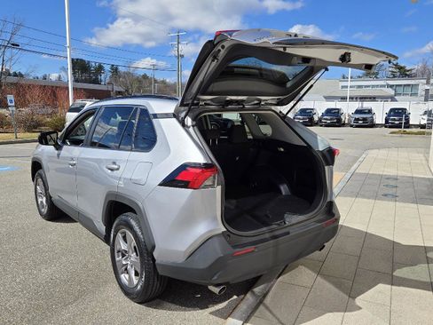 Used 2025 Toyota RAV4 LE image 18