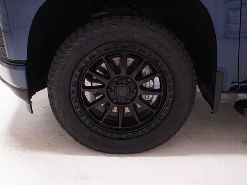 Used 2021 Chevrolet Silverado 1500 RST AWD/4WD image 30
