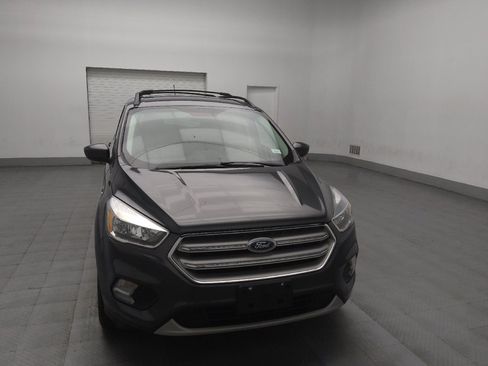 Used 2018 Ford Escape SE w/ SE Sync 3 Package AWD/4WD image 14
