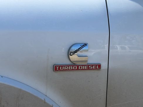 Used 2021 RAM 2500 Laramie image 9