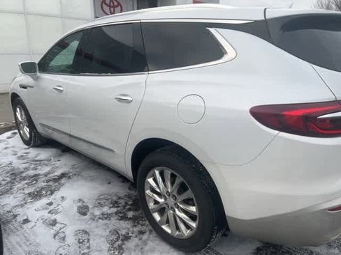 Used 2018 Buick Enclave Premium w/ Experience Buick Package image 5