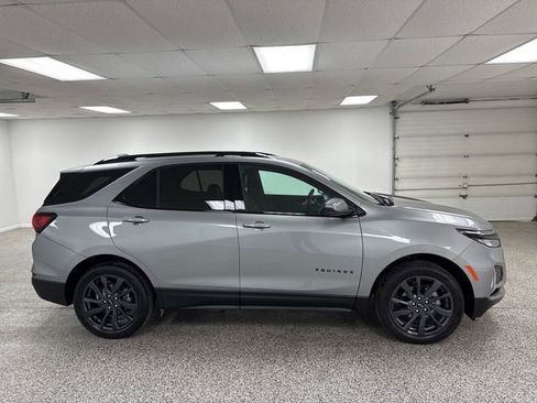Used 2024 Chevrolet Equinox RS image 9