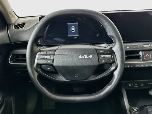 Used 2025 Kia K4 FWD image 18