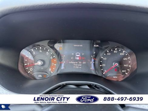 Used 2024 Jeep Compass Latitude AWD/4WD image 22