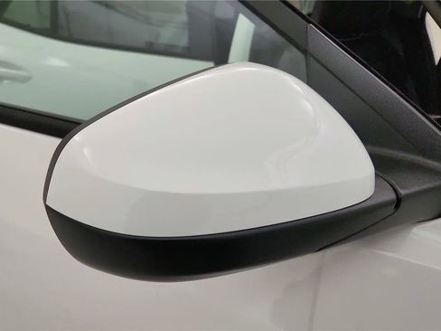 New 2026 Chevrolet Trax LT w/ Driver Confidence Package FWD image 18