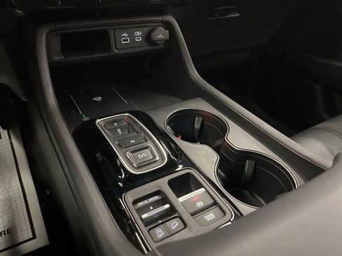 Used 2023 Honda Pilot EX-L image 24