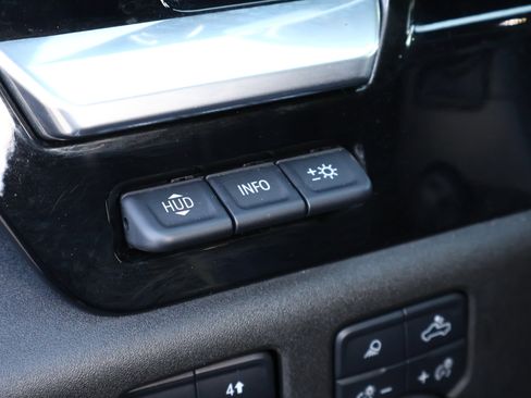 Used 2022 Chevrolet Silverado 1500 High Country w/ High Country Premium Package image 16