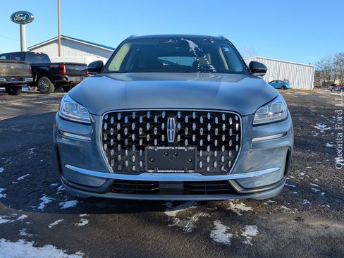 Used 2023 Lincoln Corsair Grand Touring w/ Equipment Group 301A image 8