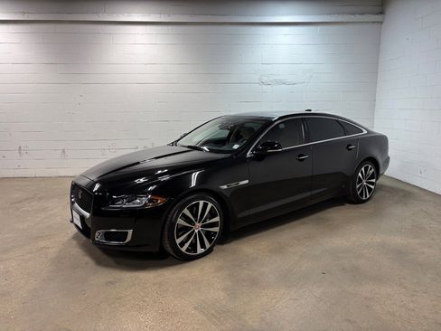 Used 2019 Jaguar XJ L Supercharged image 1
