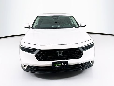 Used 2023 Honda Accord EX image 2