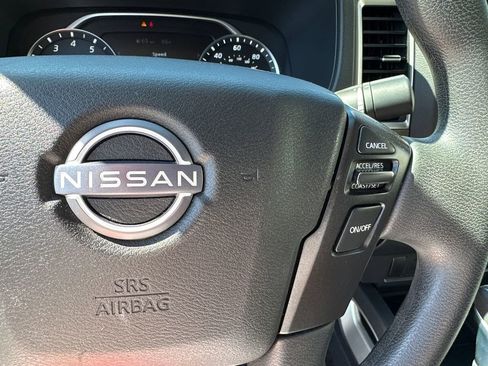 Used 2022 Nissan Frontier SV AWD/4WD image 26