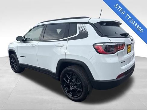 New 2026 Jeep Compass Latitude image 5