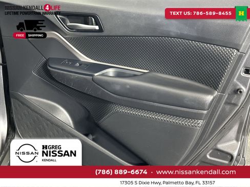 Used 2021 Toyota C-HR LE image 34