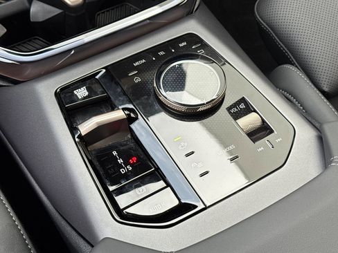 Used 2025 BMW X3 xDrive30i w/ Premium Package image 26