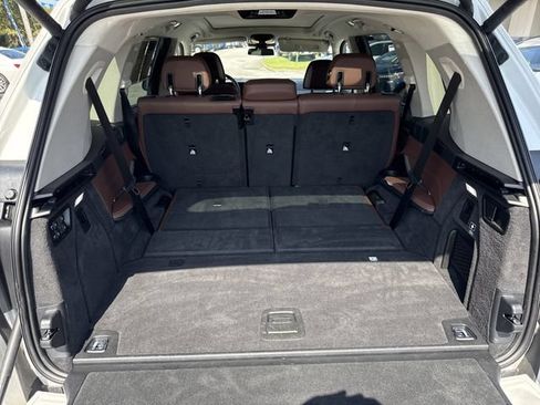 Used 2025 BMW X7 xDrive40i w/ Premium Package AWD/4WD image 34