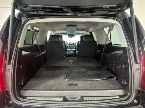 Used 2016 Chevrolet Suburban LTZ AWD/4WD image 45