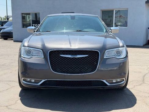 Used 2016 Chrysler 300 C RWD image 8
