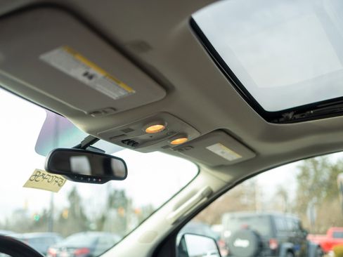 Used 2017 GMC Acadia Limited SLT image 35