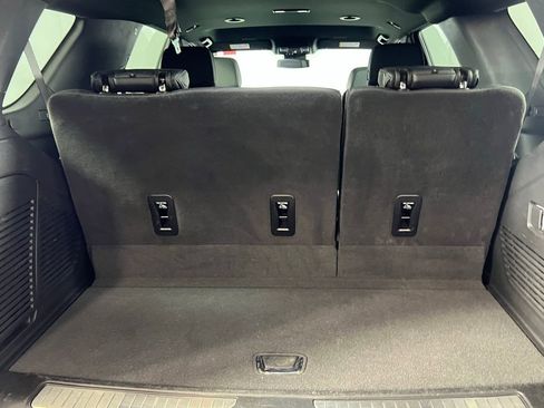 Used 2025 GMC Yukon Denali image 29