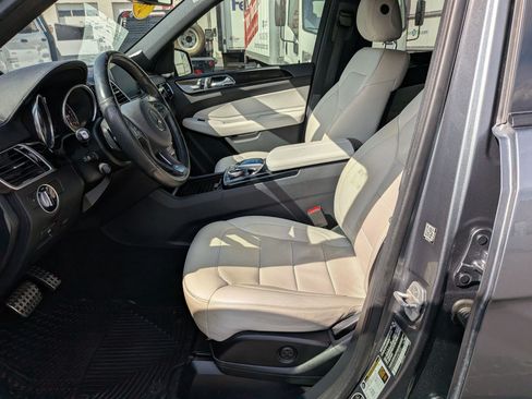 Used 2017 Mercedes-Benz GLE 400 4MATIC image 28
