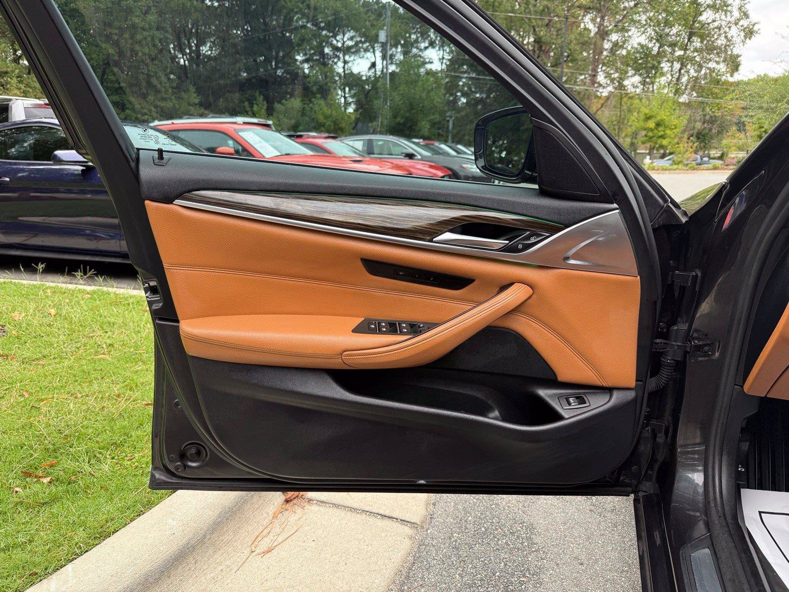 Used 2018 BMW 530i RWD image 20