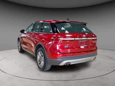 Certified 2023 Lincoln Corsair AWD image 7