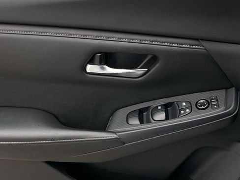 Used 2024 Nissan Sentra SV image 20