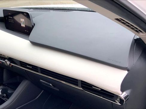 Used 2025 MAZDA MAZDA3 2.5 Turbo Premium Plus image 17