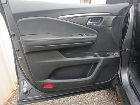 Used 2021 Honda Passport Sport image 42