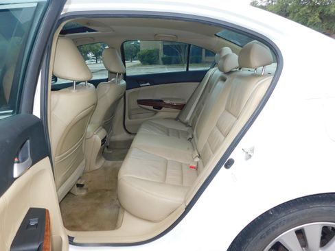 Used 2012 Honda Accord EX-L image 16