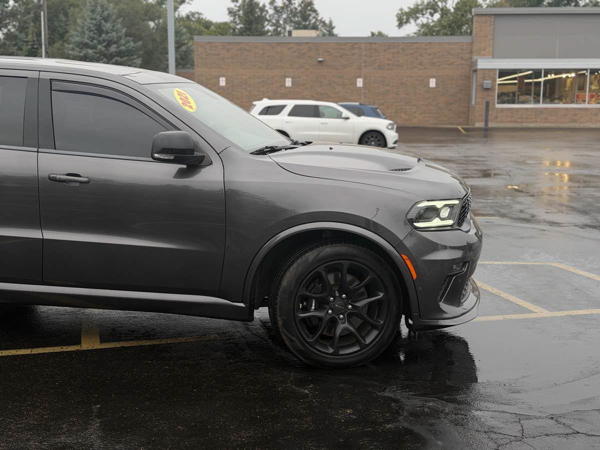 Used 2021 Dodge Durango SRT w/ Black Package AWD/4WD image 3