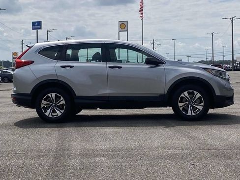 Used 2018 Honda CR-V LX image 2