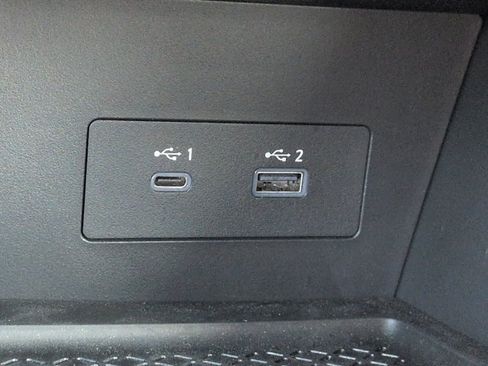Used 2024 Nissan Pathfinder SL FWD image 24
