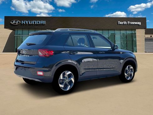 New 2026 Hyundai Venue SEL image 8