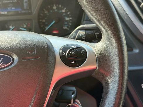 Used 2019 Ford Transit 150 XLT image 21