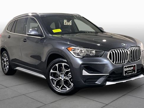 Used 2022 BMW X1 xDrive28i w/ Convenience Package AWD/4WD image 2