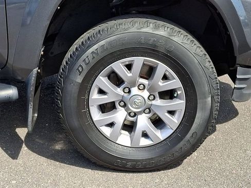 Used 2019 Toyota Tacoma SR5 image 8