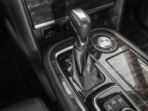 Used 2024 Nissan Armada Platinum w/ Captain's Chairs Package image 32