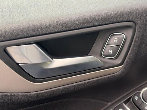 Used 2022 Ford Escape SEL AWD/4WD image 20