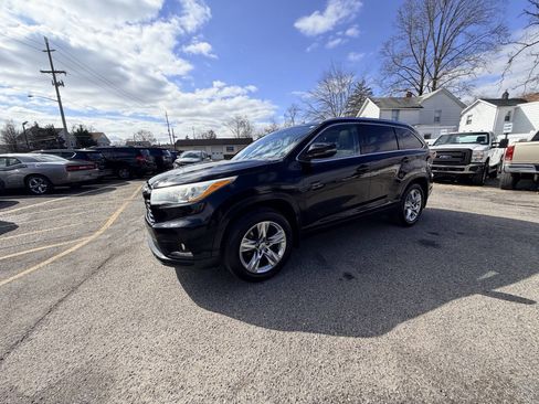 Used 2014 Toyota Highlander Limited image 39