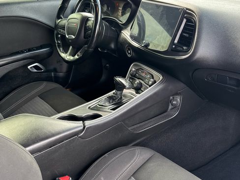 Used 2020 Dodge Challenger SXT w/ Blacktop Package image 10