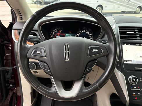 Used 2018 Lincoln MKC Select w/ Select Plus Package image 14