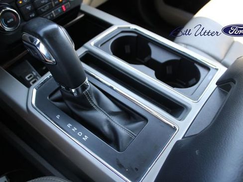 Used 2019 Ford F150 Lariat RWD image 18