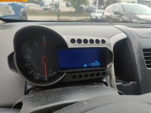 Used 2014 Chevrolet Sonic LT FWD image 24