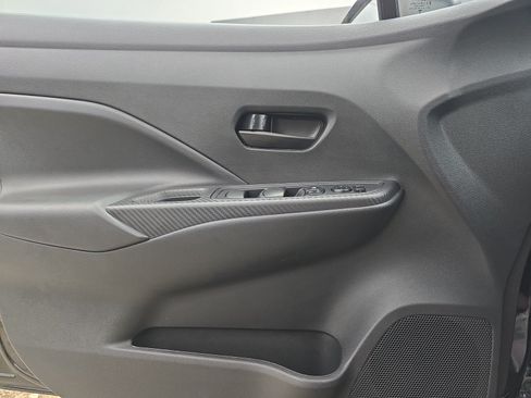 Used 2025 Nissan Versa S w/ Trunk Package FWD image 28